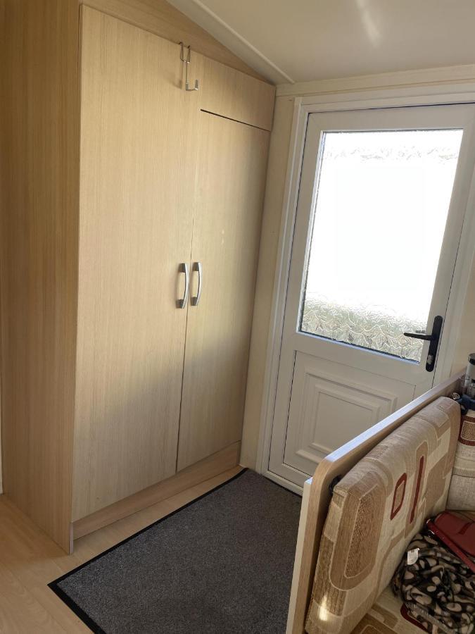 6 Berth Pet Friendly Caravan On Sandy Glade Berrow Eksteriør bilde